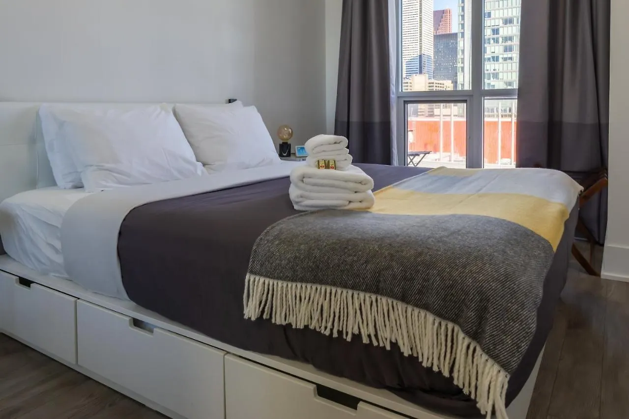 Apartamento Modern Condo Cn Tower View Downtown With Parking Toronto