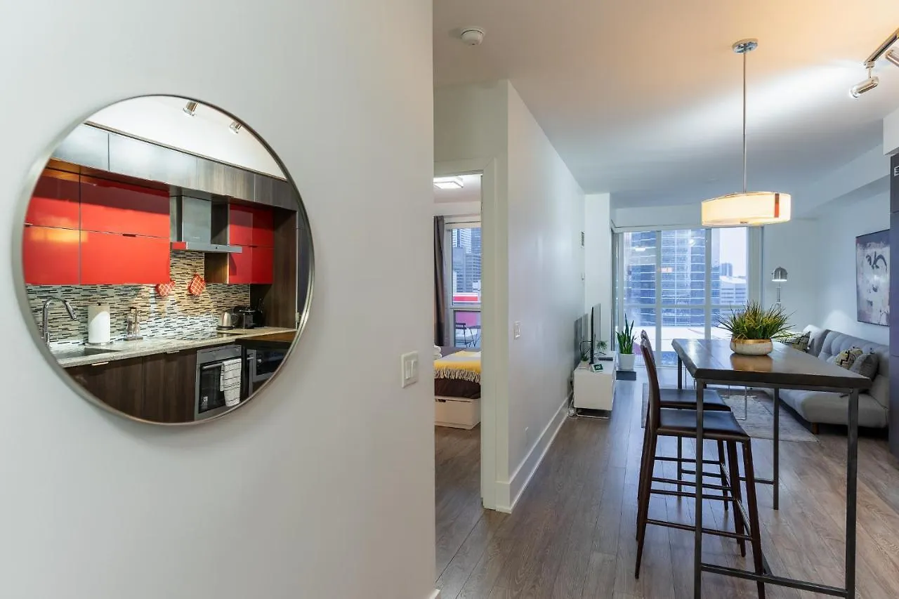 Modern Condo Cn Tower View Downtown With Parking Toronto Canada